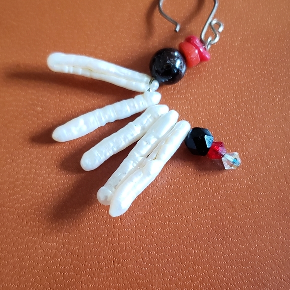 Biwa Pearl Coral and Jet Sterling Silver Set - Picture 4 of 4